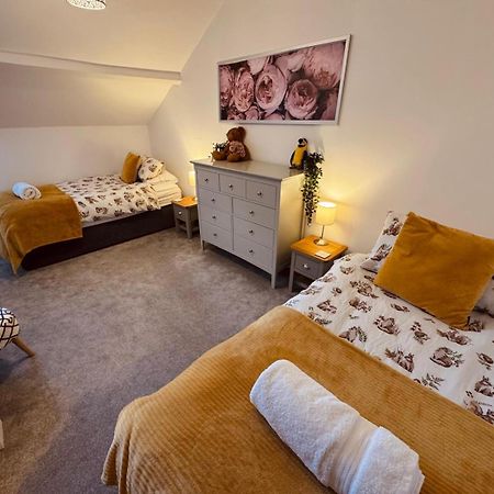 Lola'S Loft With Lake Views - Central Bowness - Pet Friendly Extérieur photo
